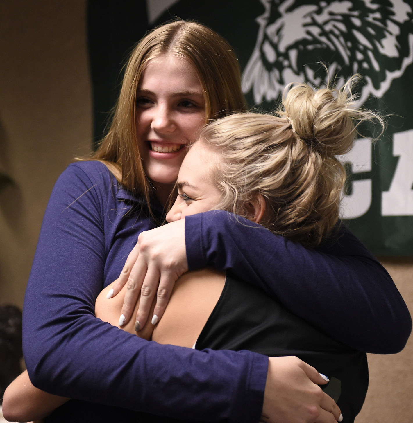 Burley's Tolman signs with BYU volleyball